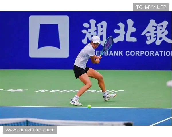 北京网球队以85分稳居杯赛积分榜首位争夺冠军在望