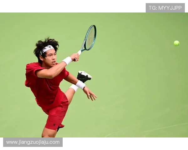 成都网球队的盯防体系与网球战术的深度解析与应用探讨