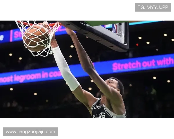 2017年凯尔特人与马刺的激烈对决回顾与精彩瞬间分析 2017年凯尔特人与马刺的激烈对决回顾与精彩瞬间分析