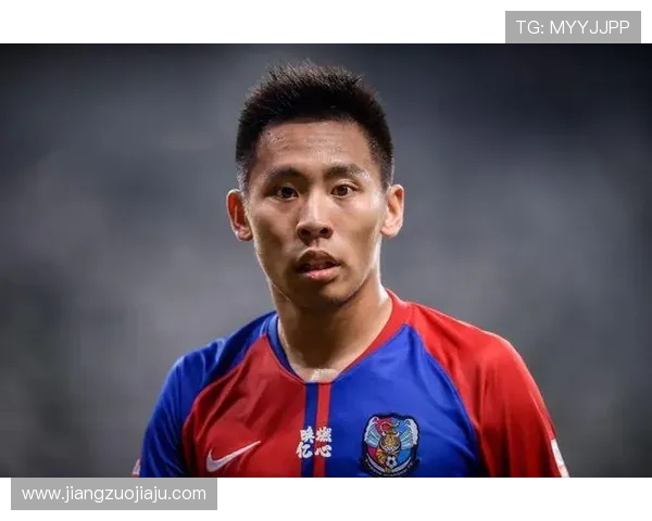 陈伟专访:从青涩少年到羽毛球冠军的奋斗与成长之路 陈伟专访:从青涩少年到羽毛球冠军的奋斗与成长之路